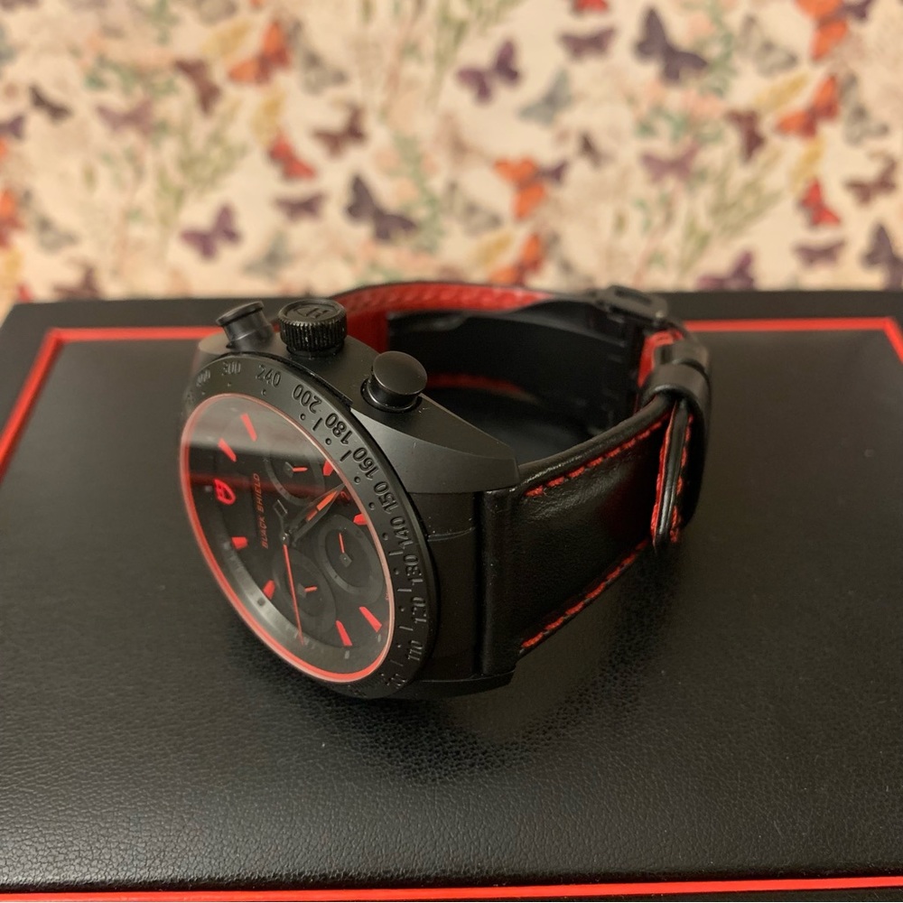 Tudor Fastrider black shield Ducati watch Black/Red/Black - Picture 8 of 14